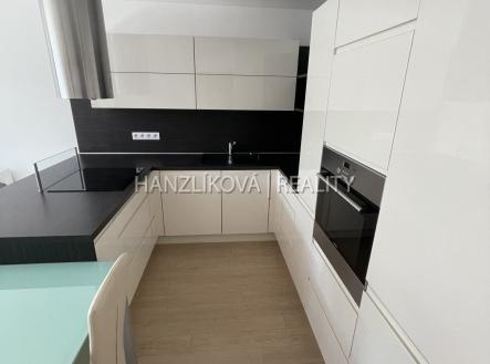 Pronájem bytu, 3+kk, 86 m²