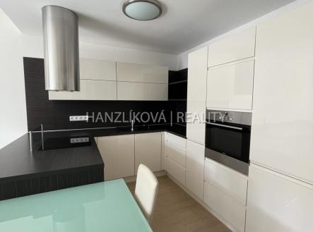 Pronájem bytu, 3+kk, 86 m²