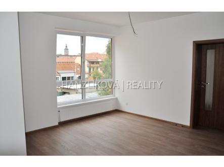 Pronájem bytu, 2+kk, 40 m²