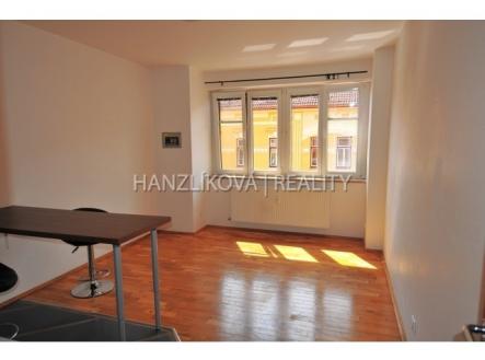 Pronájem bytu, 2+kk, 35 m²