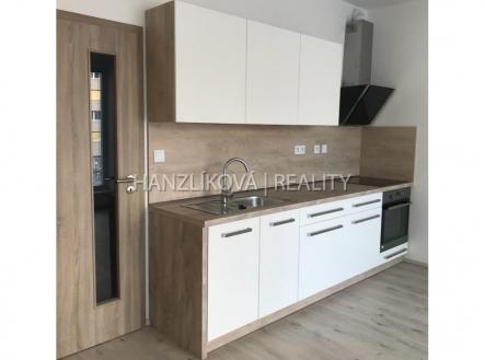 Pronájem bytu, 1+kk, 28 m²