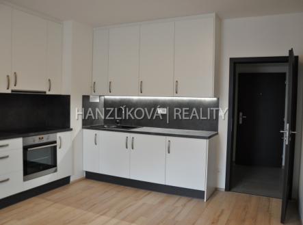Pronájem bytu, 1+kk, 29 m² obrázek