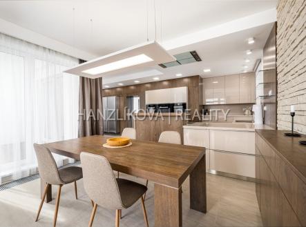 Prodej bytu, 6+1, 303 m² obrázek