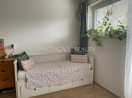 Pronájem bytu, 1+kk, 32 m² obrázek