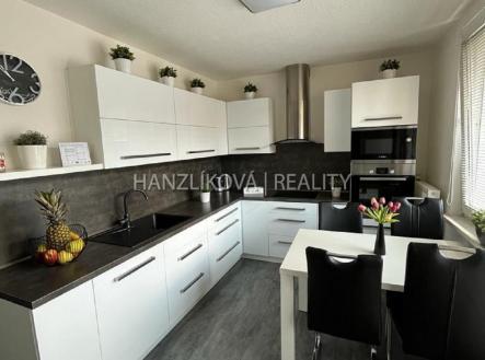 Pronájem bytu, 3+1, 80 m²