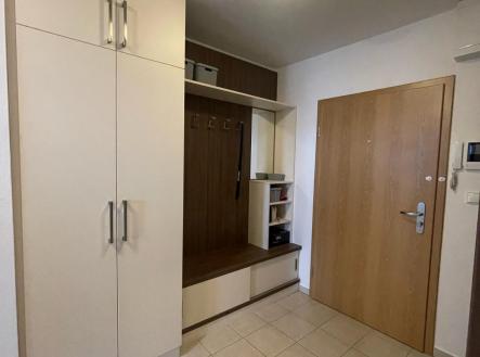 Pronájem bytu, 3+kk, 70 m²