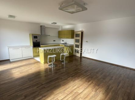 Pronájem bytu, 3+kk, 81 m²