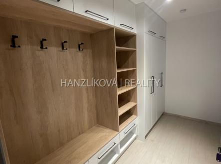 Pronájem bytu, 2+kk, 52 m²