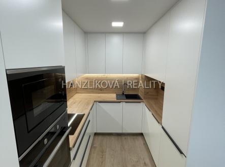 Pronájem bytu, 2+kk, 52 m²