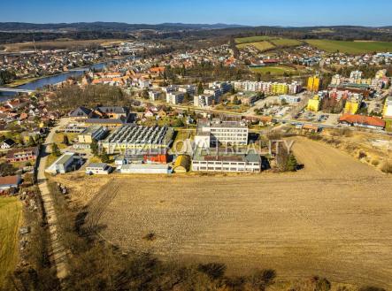 Prodej pozemku pro komerční výstavbu, 25 243 m²