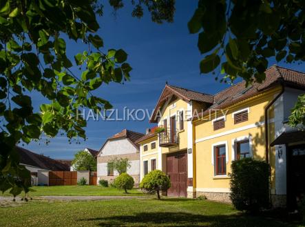 Prodej zemědělského objektu, 1 759 m²