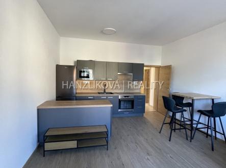 Pronájem bytu, 2+kk, 56 m²