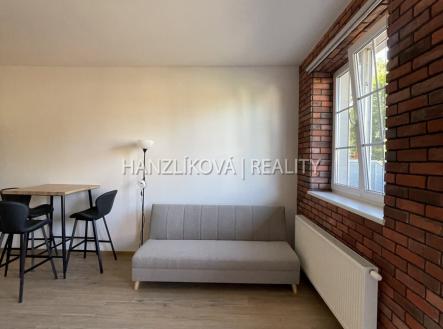 Pronájem bytu, 2+kk, 56 m²