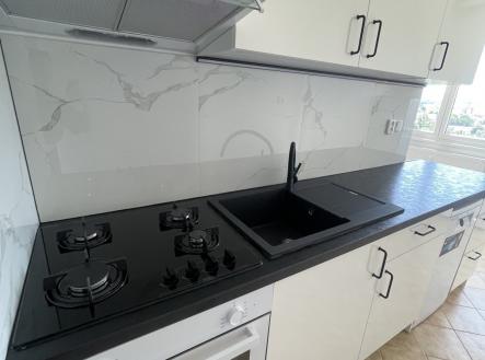 Pronájem bytu, 3+1, 66 m²