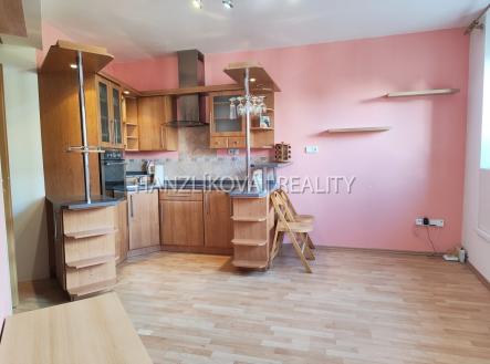 Pronájem bytu, 2+kk, 35 m²