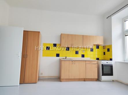 Pronájem bytu, 1+kk, 34 m²