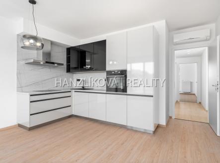 Pronájem bytu, 3+kk, 70 m²