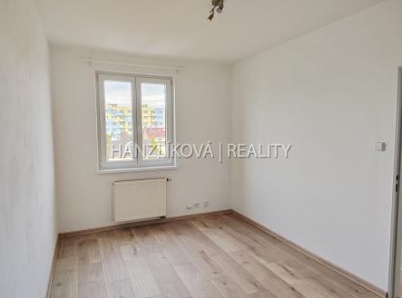 Pronájem bytu, 2+kk, 42 m²