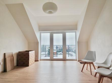 Pronájem bytu, 2+kk, 54 m²