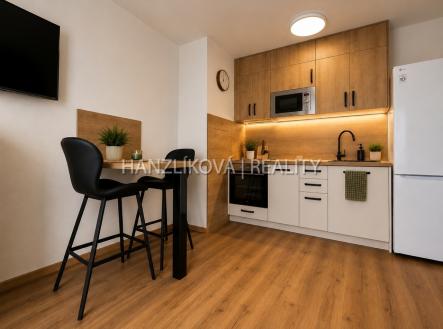 Pronájem bytu, 1+kk, 36 m²