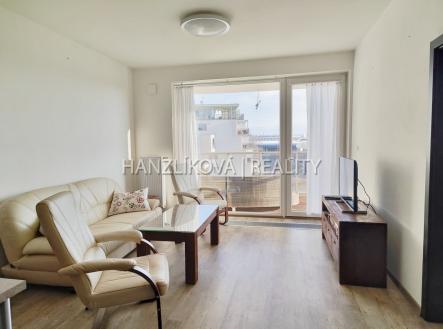 Pronájem bytu, 2+kk, 52 m²