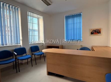 Pronájem kanceláře, 37 m²