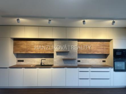 Pronájem bytu, 3+kk, 50 m²