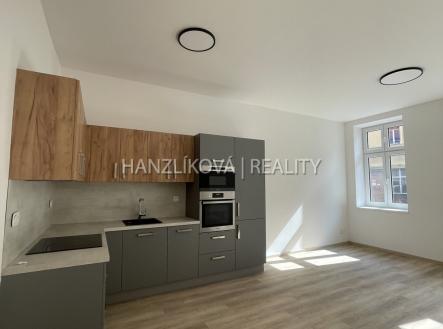 Pronájem bytu, 2+kk, 42 m²