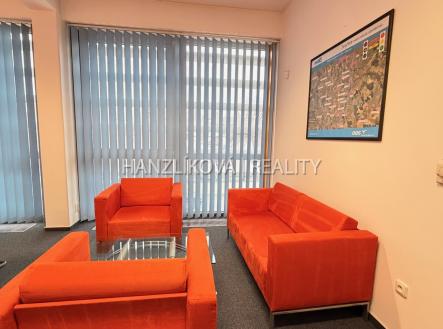 Pronájem kanceláře, 52 m²