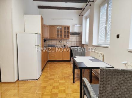 Pronájem bytu, 2+kk, 61 m²