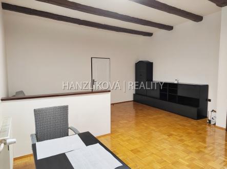 Pronájem bytu, 2+kk, 61 m²