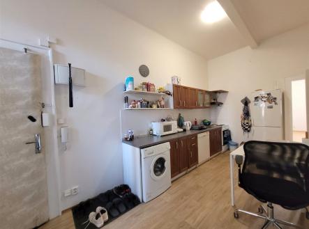 Pronájem bytu, 2+1, 60 m²