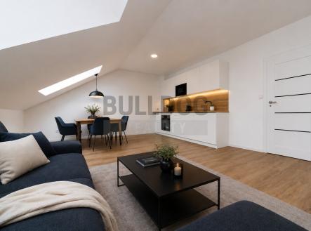 Pronájem bytu, 2+kk, 60 m²
