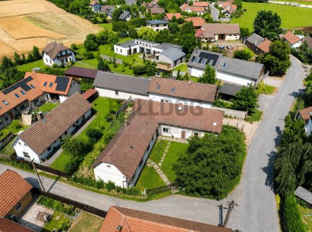 Rodinný dům - dvougenerační, 171 m2, pozemek 736 m2, Doubek u Říčan