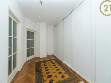 Pronájem bytu, 3+1, 104 m²