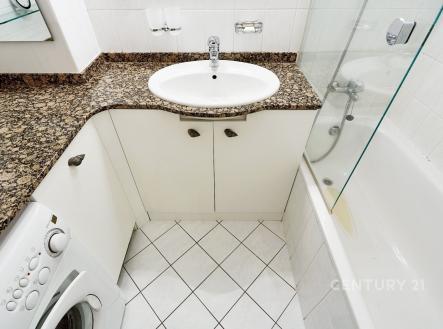 Pronájem bytu, 2+kk, 55 m²