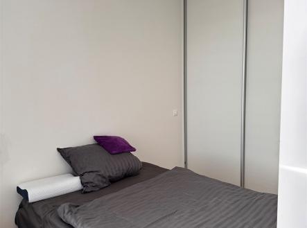 Pronájem bytu, 1+kk, 40 m²