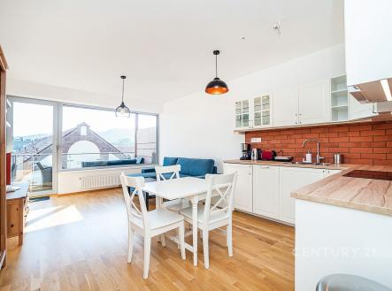 Pronájem bytu, 2+kk, 60 m²