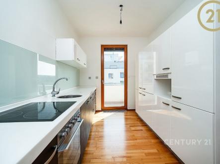 Pronájem bytu, 4+kk, 109 m²