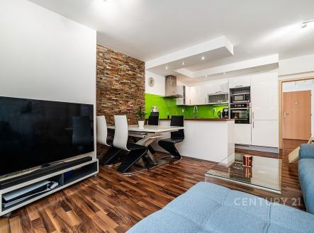 Pronájem bytu, 3+kk, 73 m²