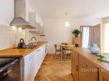 Pronájem bytu, 2+kk, 57 m²