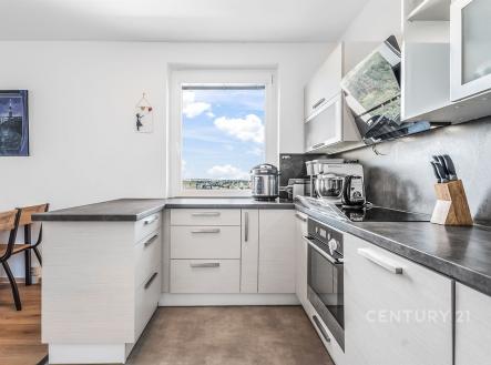 Pronájem bytu, 3+kk, 67 m²