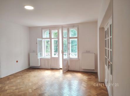 Pronájem bytu, 3+kk, 81 m²