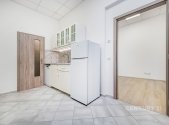 Prodej kanceláře, 68 m²