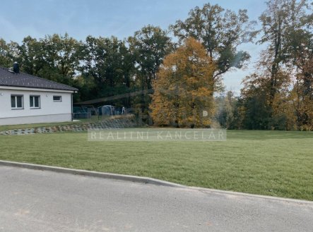 Prodej pozemku pro bydlení, 1 516 m²