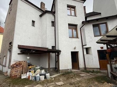 Pronájem domu/vily, 490 m²