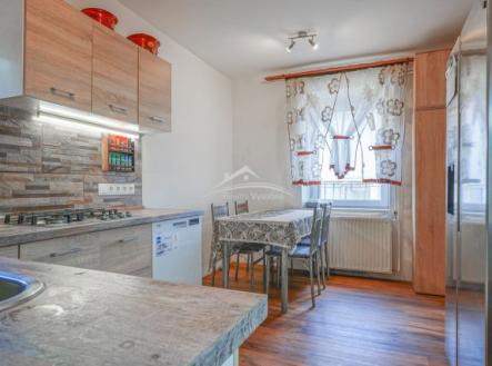 Prodej domu/vily, 200 m²