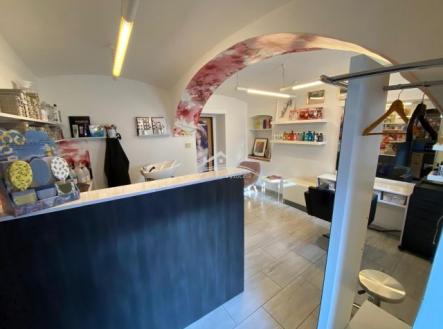 Pronájem - obchodní prostor, 25 m²