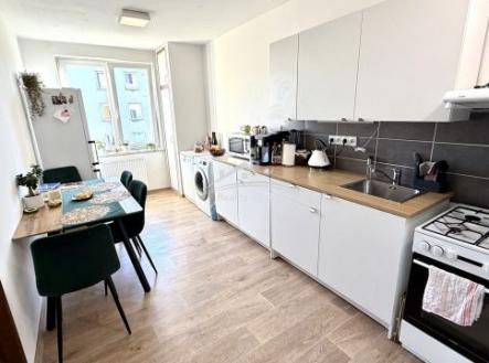 Prodej bytu, 3+1, 70 m²