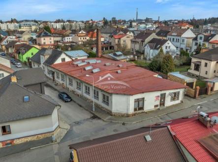 Prodej komerčního objektu, průmyslový areál, 1 098 m²